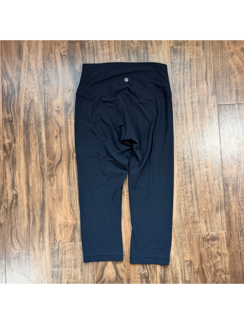 Lululemon Align High Rise Crop Leggings Size 6 Black Capri Yoga Pants